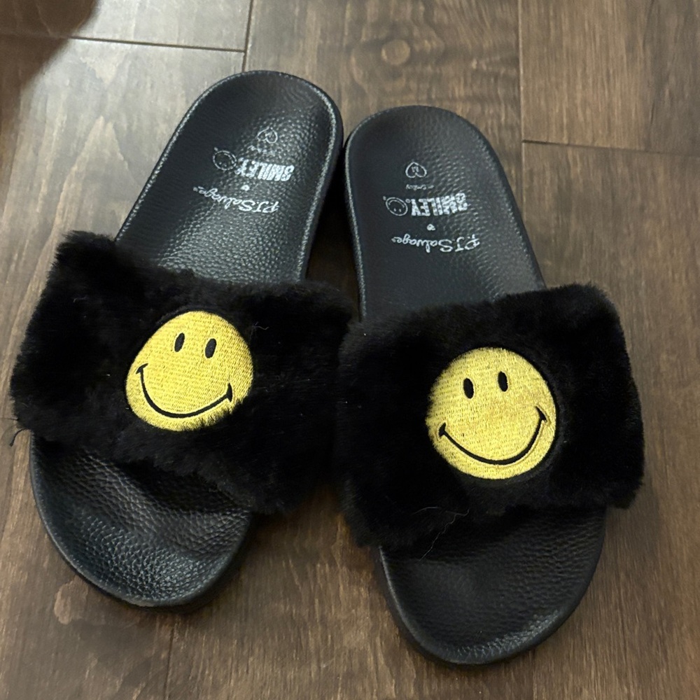 PJ Salvage Black Slides with Yellow Smiley
